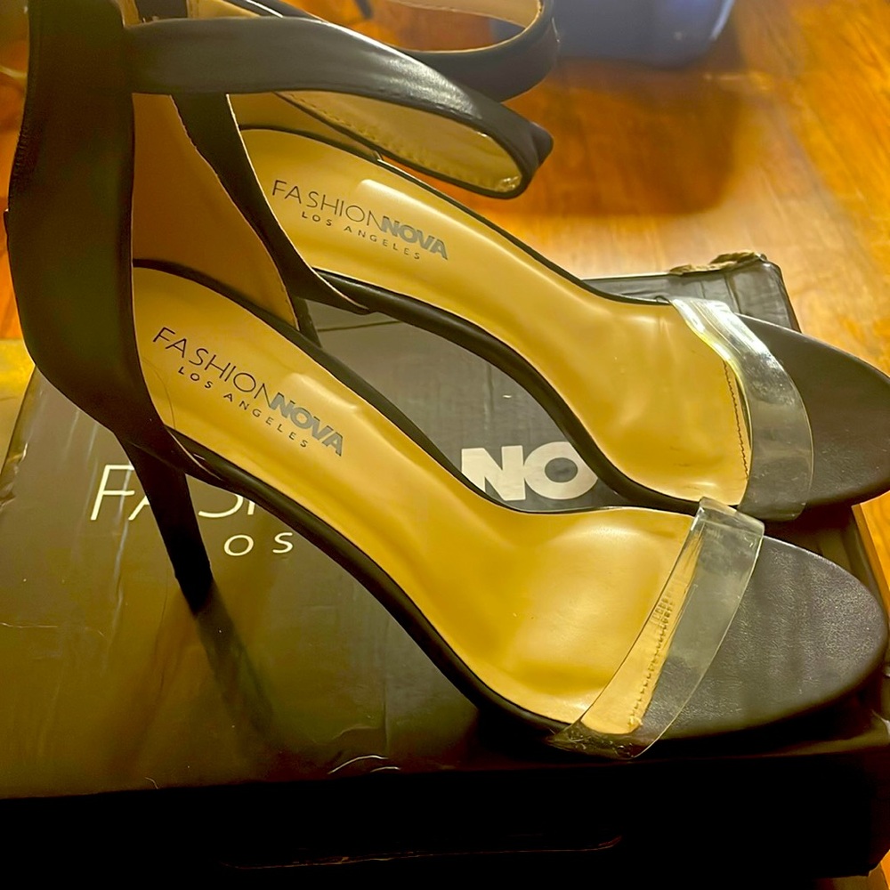 Fashion Nova heels 🆕